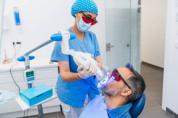 Best Emergency Tooth Extraction in Boronda, CA